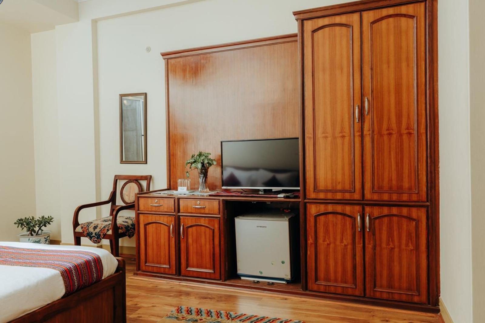 Tise Hotel Kathmandu Exterior photo